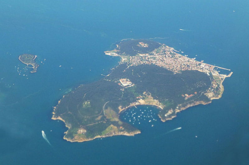 تصویر هوایی جزیره هیبلی آدا