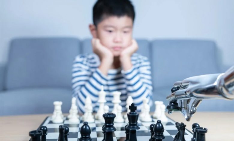 ارتباط چالش‌برانگیز ربات‌ها و انسان‌؛ ربات شطرنج‌باز روسی انگشت پسر ۷ ساله را شکست