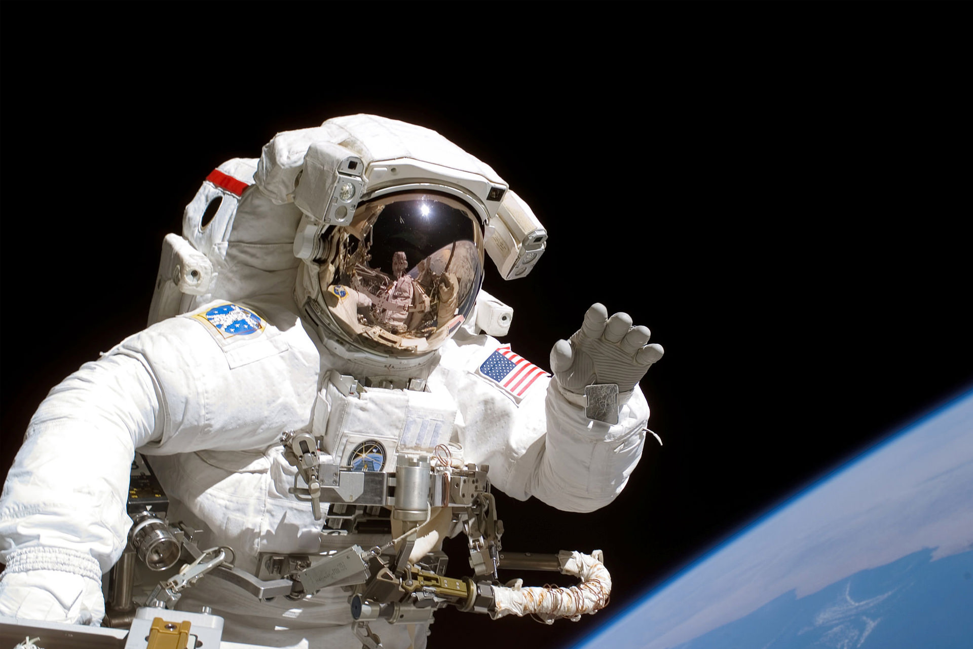 حضور طولانی‌مدت در فضا بلایی ناخوشایند بر سر استخوان‌های بدن فضانوردان می‌آورد