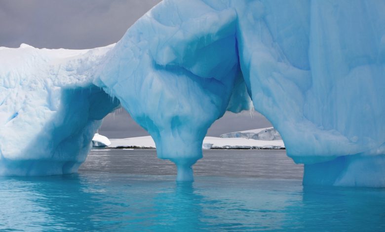 آب‌های گرم در حال حرکت به‌سوی بزرگ‌ترین صفحه یخی جنوبگان هستند