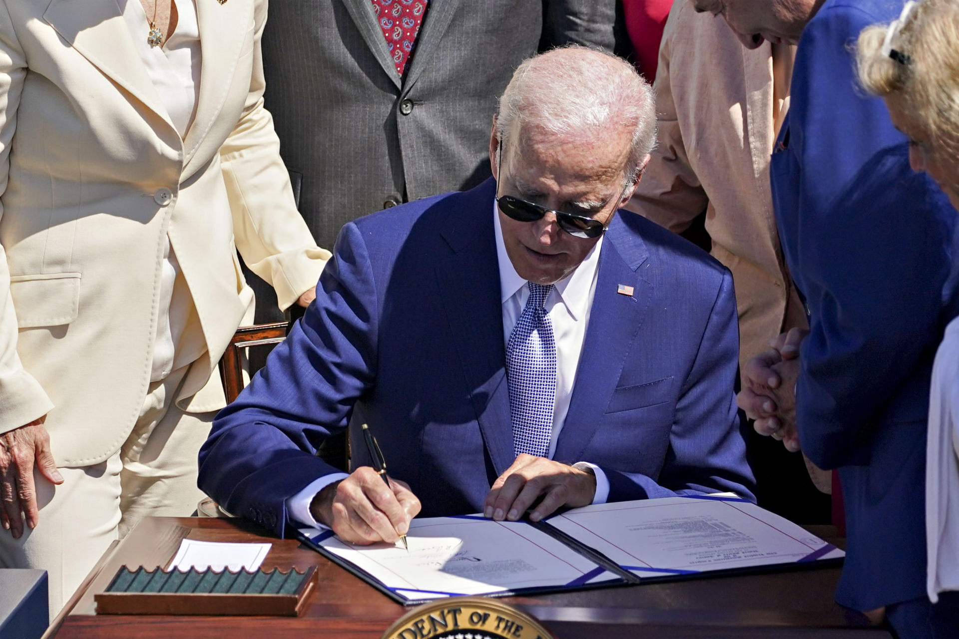 پیروزی بزرگ برای صنعت تراشه آمریکا؛ جو بایدن لایحه CHIPS را امضا کرد