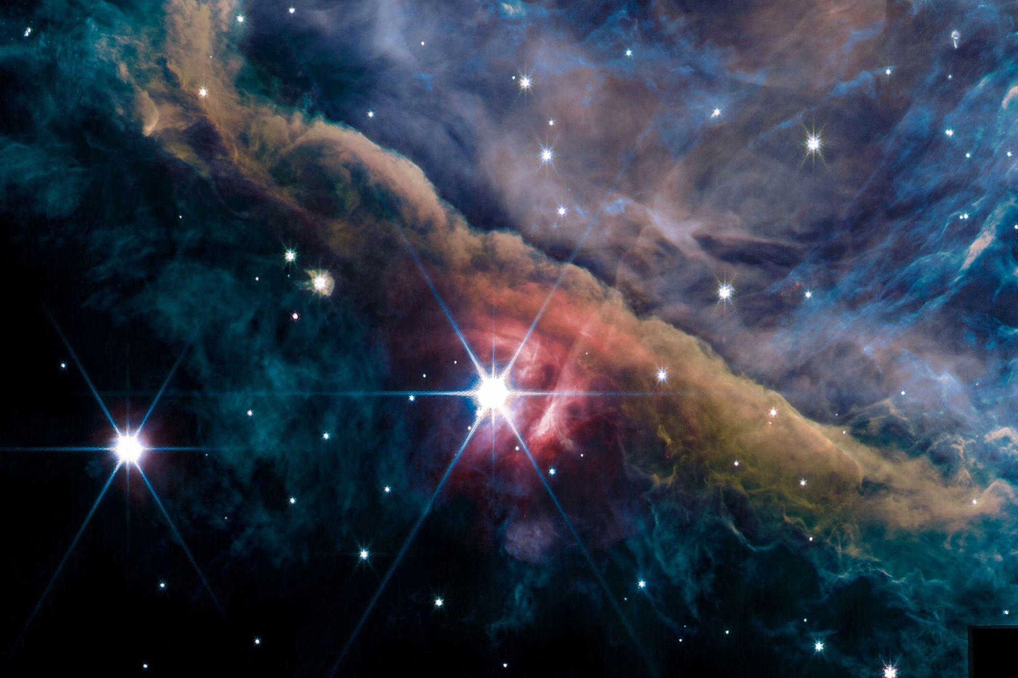 عکس جدید تلسکوپ جیمز وب: قلب سحابی شکارچی و ستارگان داغ نابودگر گاز و غبار