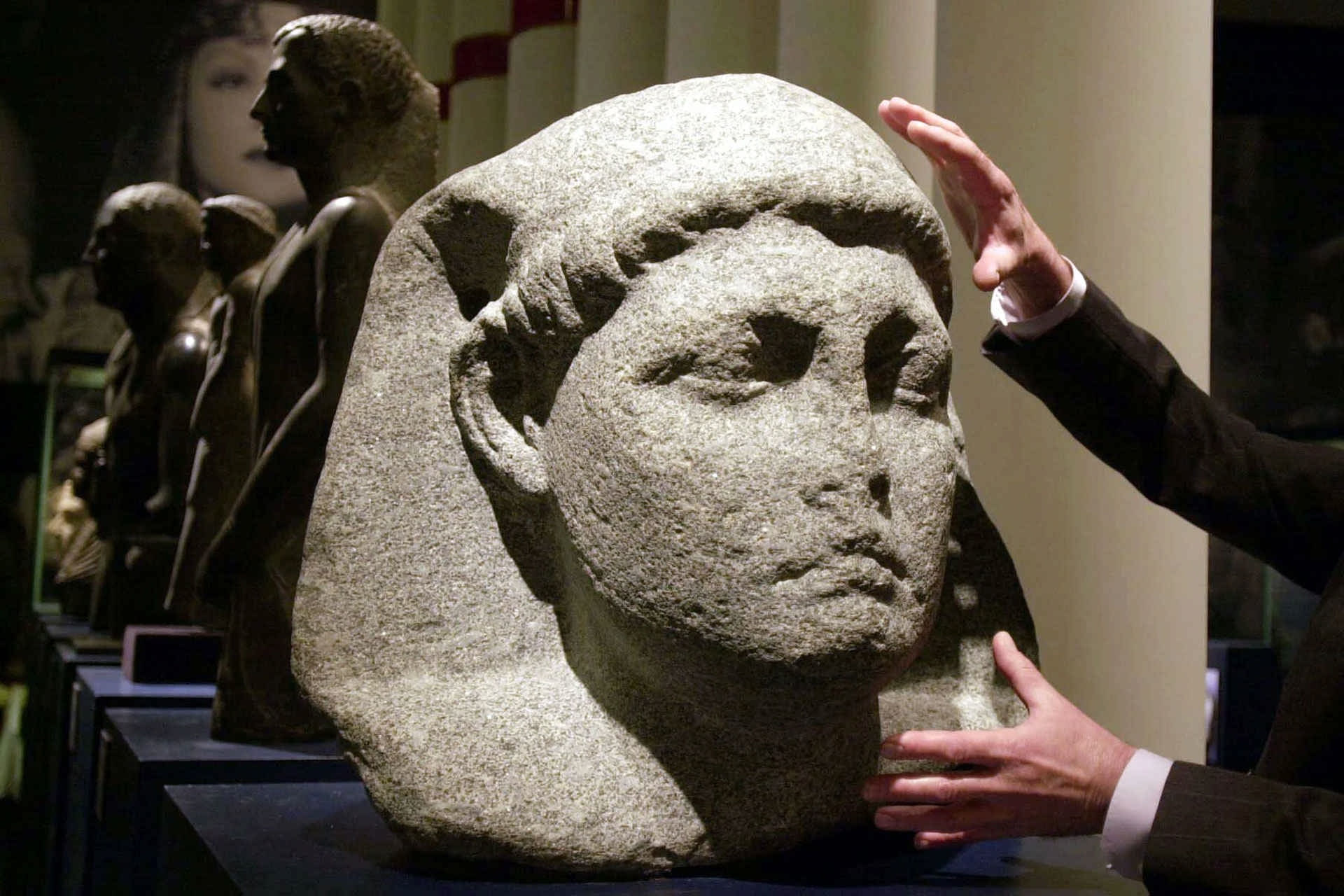 باستان‌شناسان به کشف مقبره گمشده کلئوپاترا نزدیک شده‌اند
