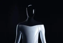 تسلا احتمالاً تا پایان ۲۰۲۵ فروش ربات انسان‌نما را شروع می‌کند