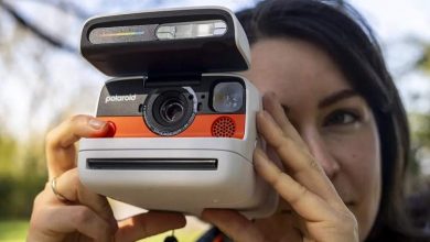 تجربه‌ای نوستالژیک با دوربین فوری Polaroid Flip؛ سادگی، خلاقیت و چاپ آنی