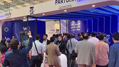 استقبال کسب‌وکارهای داخلی از سرویس‌های هوش مصنوعی فارسی؛ مروری بر غرفه «ویرا» در اینوتکس 1404