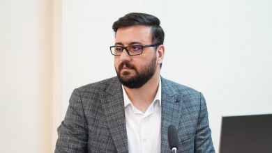 رئیس کمیسیون سلامت دیجیتال نصر: اقدام سازمان غذا و دارو انحصارطلبانه و خلاف قانون است