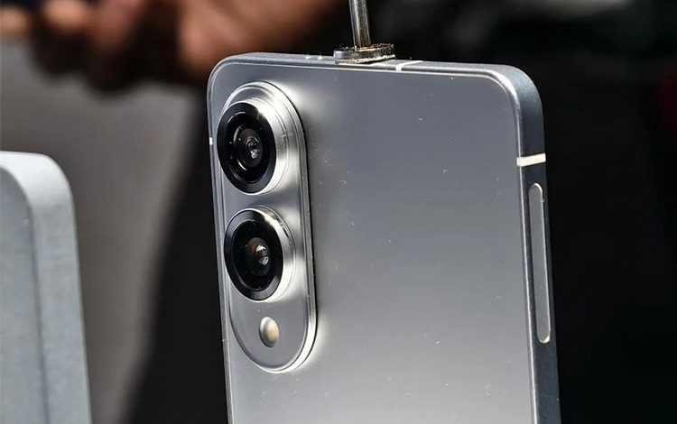 سامسونگ با S25 Edge باریکترین گوشی اپل را شکست داد!