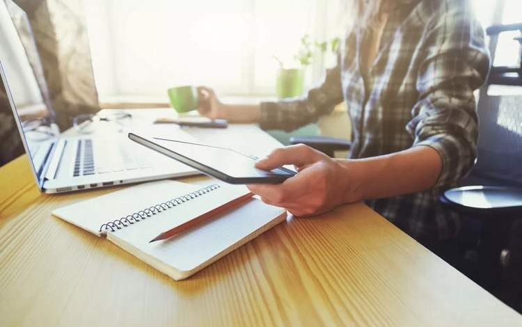 مقاومت کارکنان در برابر بازگشت اجباری به دفتر؛ نیمی حاضر به ترک شغل‌اند