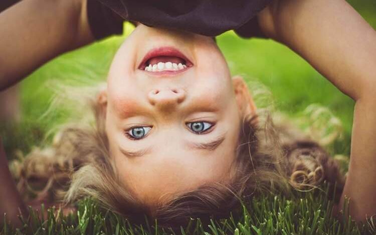 چرا چشم‌ها جهان را وارونه می‌بینند و مغز چگونه این تصویر را تفسیر می‌کند؟