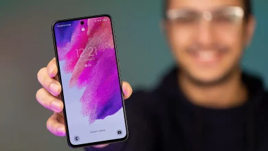 کاربر گلکسی S21 FE از مشکل خط سبز نمایشگر با آپدیت به One UI 6.1 خبر داد