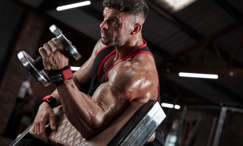 پاسخ علمی به پرسش دیرینه تناسب اندام: اول هوازی یا وزنه‌زدن؟