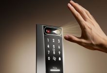 قفل در هوشمند TCL با اسکن کف دست باز می‌شود