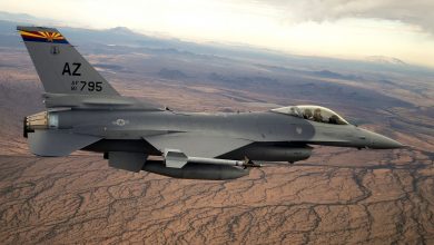 کابین جنگنده F-16 چه شکلی است؟