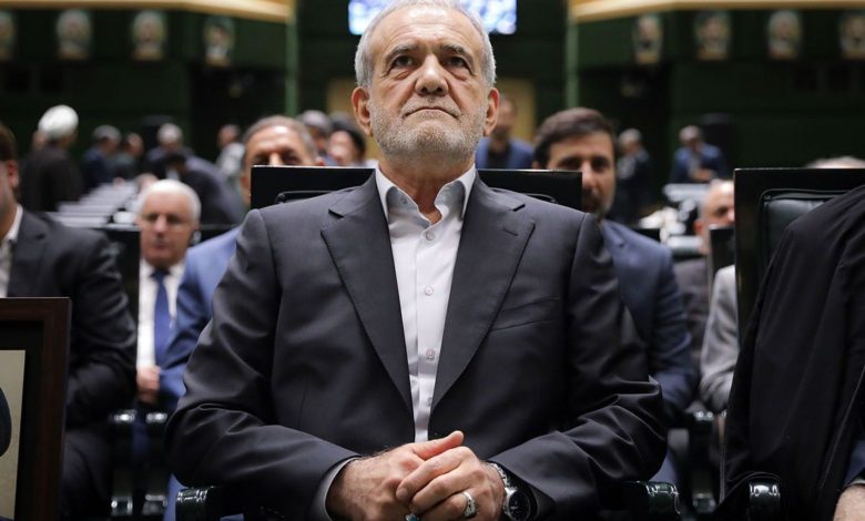 رئیس‌جمهور اساسنامه سازمان «توسعه همکاری‌­های علمی و فناورانه بین‌­المللی» را ابلاغ کرد