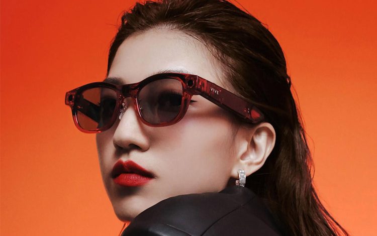 رقابت داغ در بازار عینک‌ هوشمند؛ HTC Vive Eagle در برابر Meta Ray-Ban