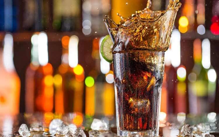 مصرف حتی یک نوشابه رژیمی در روز خطر ابتلا به دیابت را افزایش میدهد