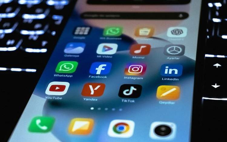 نقض احتمالی قوانین اپل و پرسشهای تازه درباره شفافیت متا