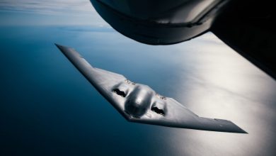 هواپیمای بمب‌افکن B-2 چقدر سریع است؟