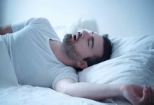 آپنه خواب و زوال عقل: چگونه وقفه تنفسی مویرگ های مغز را پاره می‌کند؟