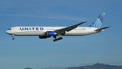 اتفاق عجیب در آسمان؛ یک لپ‌تاپ باعث شد هواپیما به فرودگاه مبدأ برگردد!