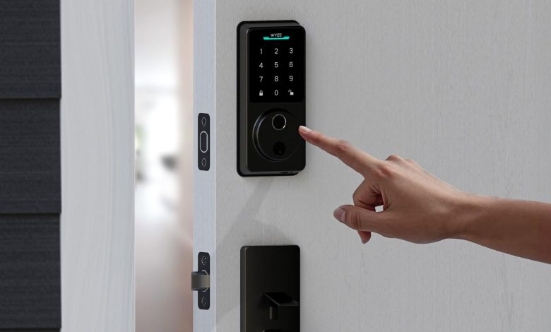 این قفل هوشمند را می‌توان از هزاران کیلومتر دورتر کنترل کرد
