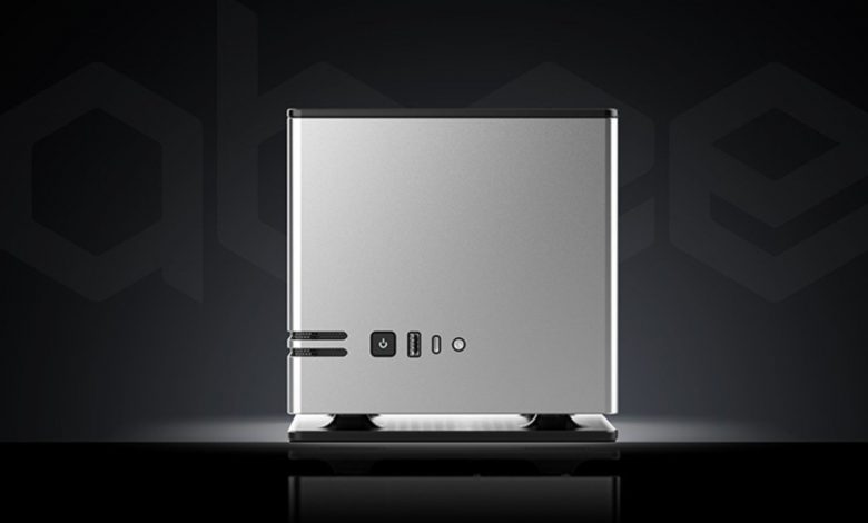 این کامپیوتر مکعبی کوچک، یک هیولای بیشاخودم است