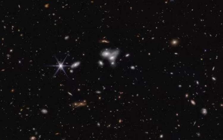 دانشمندان ممکن است برای اولین بار ماده تاریک را دیده باشند