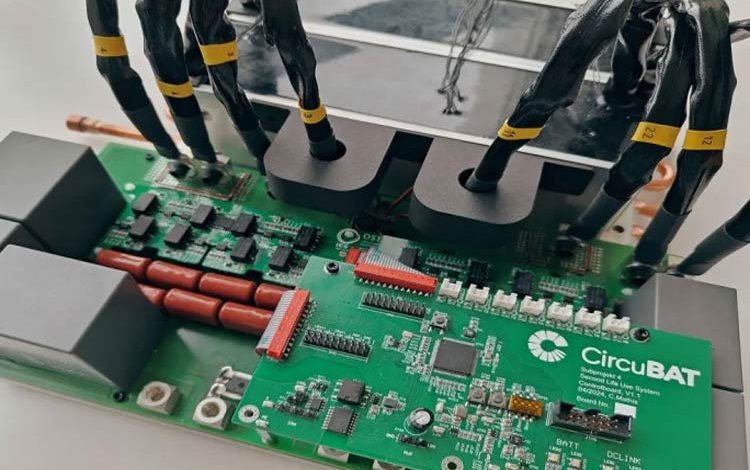 رباتهای سوئیسی جان تازهای به باتریهای برقی میدهند