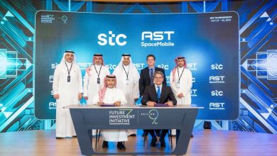 شهروندان عربستان به‌زودی با گوشی‌هایشان به اینترنت ماهواره‌ای متصل می‌شوند