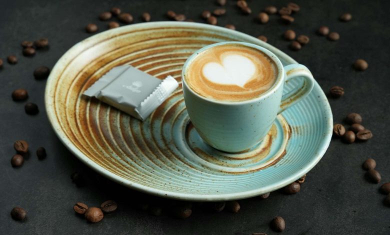 شگفتی قهوه: نوشیدن روزانه یک فنجان قلب شما را از تهدیدی خاموش محافظت میکند