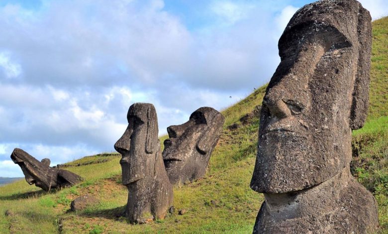 معمای پیکره‌های موآی: آیا غول‌های سنگی ایستر حاصل رقابت قبیله‌ای بودند؟