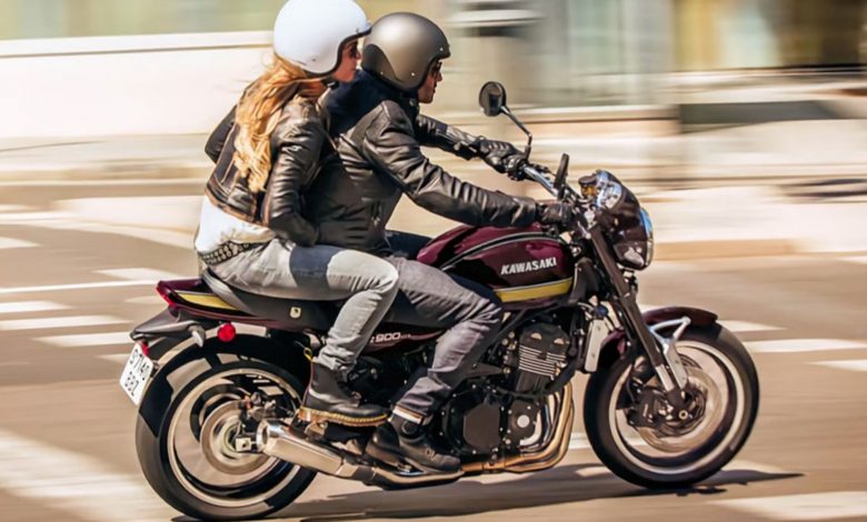 موتورسیکلت فراموش‌شده‌ای که همچنان نگاه‌ها را خیره می‌کند