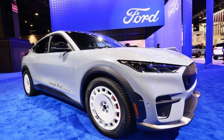 همکاری فورد و آمازون برای فروش آنلاین خودروهای کارکرده