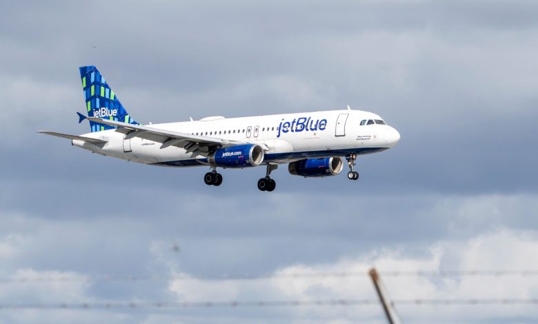 پروازی که از مسیر خارج شد؛ ماجرای یک فرود نفسگیر