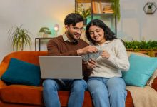 چگونه با خرید هوشمندانه لپ‌تاپ در هزینه‌ها صرفه‌جویی کنیم؟