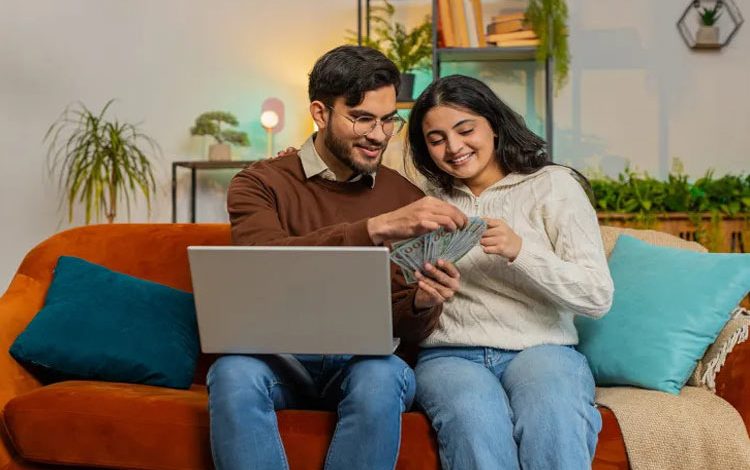 چگونه با خرید هوشمندانه لپتاپ در هزینهها صرفهجویی کنیم؟