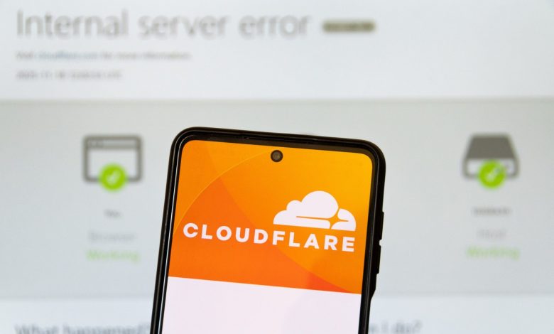 کلادفلر بابت قطعی گسترده و موقتی اینترنت، عذرخواهی کرد