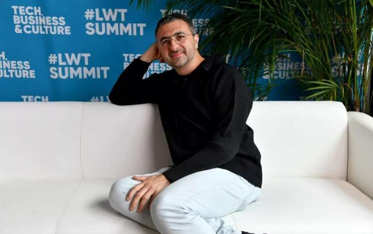 کوین اسکات: منتقدان AI در حال گمراهکردن مردمند