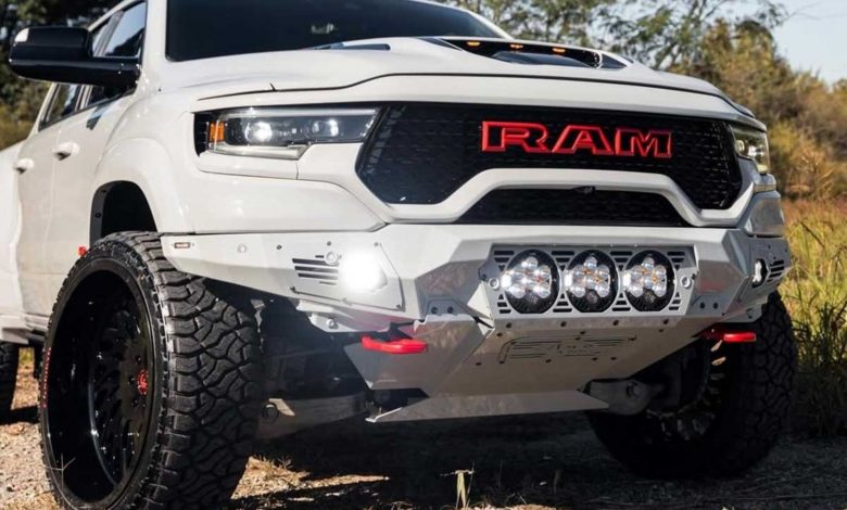 این وانت قدرتمند حتی از لامبورگینی هم سریع‌تر است