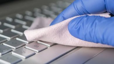 بهترین روش‌های تمیز کردن کیبورد لپ‌تاپ