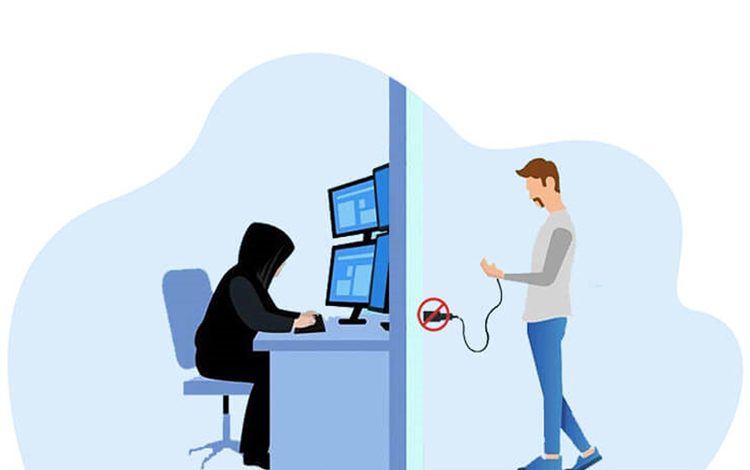 جوس‌جکینگ» (Juice Jacking) چیست؟ تهدید جدی شارژرهای عمومی برای تلفن‌های همراه