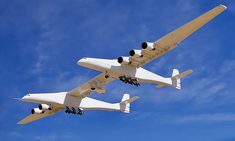 راز هواپیمای غول‌پیکر «راک» که با بشقاب‌پرنده اشتباه گرفته شد