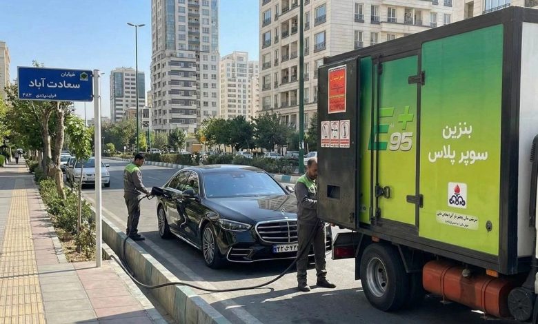 قیمت پایه بنزین سوپر ۳۷۰۰ تومان افزایش یافت/ جایگاه‌های سیار سوخت‌رسانی در کدام مناطق هستند؟