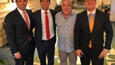 میلیاردر سرشناس، پسرش را اخراج کرد تا یک درس مهم به او بدهد