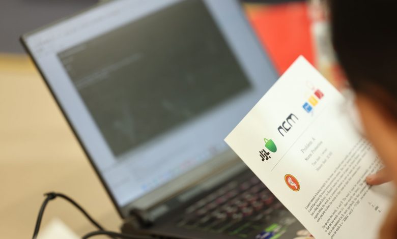 نبرد کدنویس‌ها در دانشگاه تهران؛ مسابقات بین‌المللی برنامه‌نویسی آغاز شد