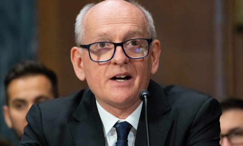 هوش مصنوعی جای «تقریبا همه شغلها» را میگیرد؛ ادعای یک محقق برجسته