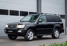 وقتی لندکروزر روی ۲ چرخ حرکت می‌کند؛ ویدیو دیوانه‌وار از شاسی‌بلند محبوب تویوتا