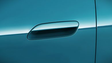 پس‌لرزه تصادف ماشین شیائومی؛ دستگیره مکانیکی برای خودروهای چینی اجباری شد