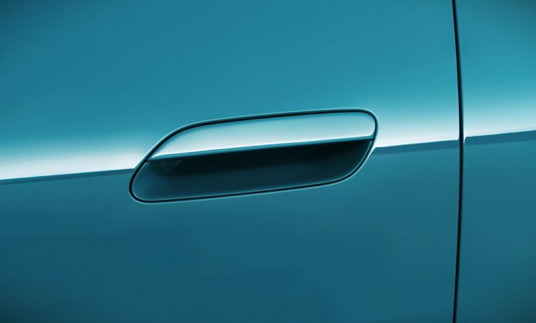 پس‌لرزه تصادف ماشین شیائومی؛ دستگیره مکانیکی برای خودروهای چینی اجباری شد